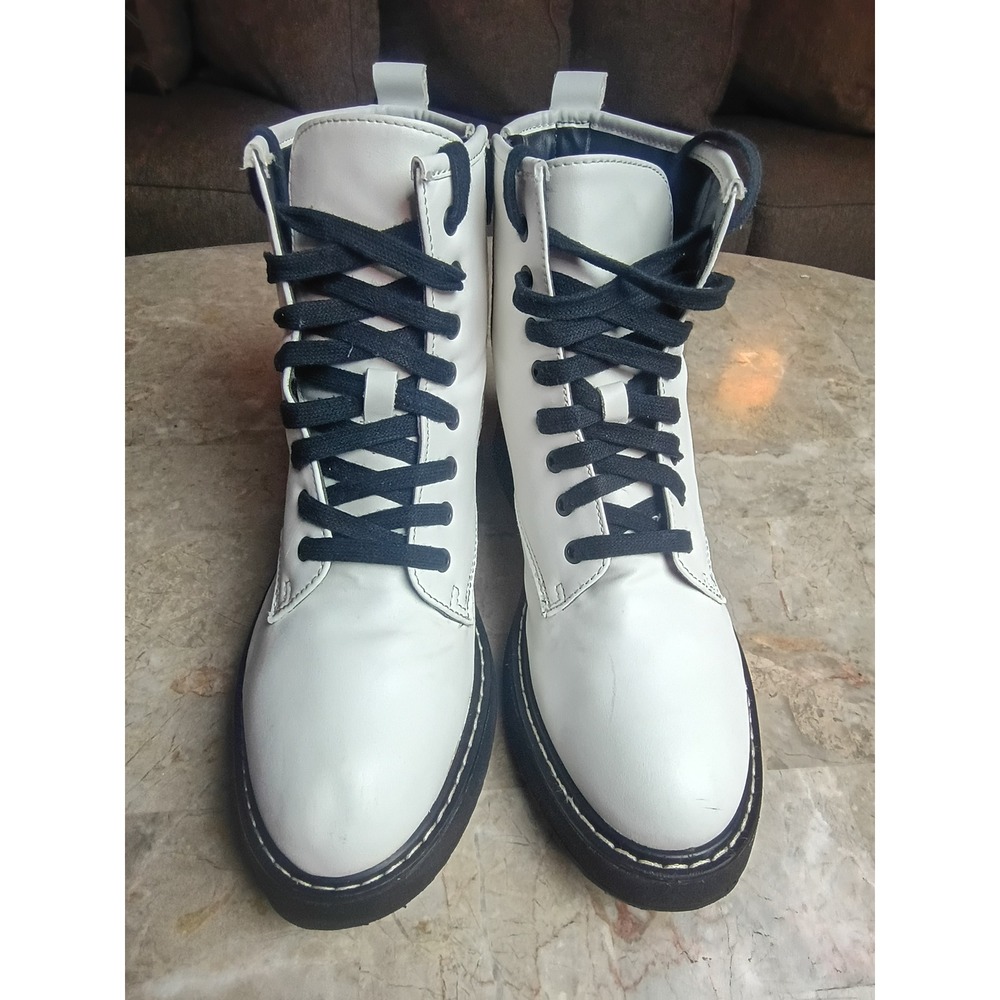 Madden Girl Kurrt White Black Combat Boots Platform Lug Sole Ankle Bootie 9M